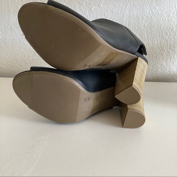 NWT GAP Black Block Heel Sandals sz 6 - Picture 5 of 7